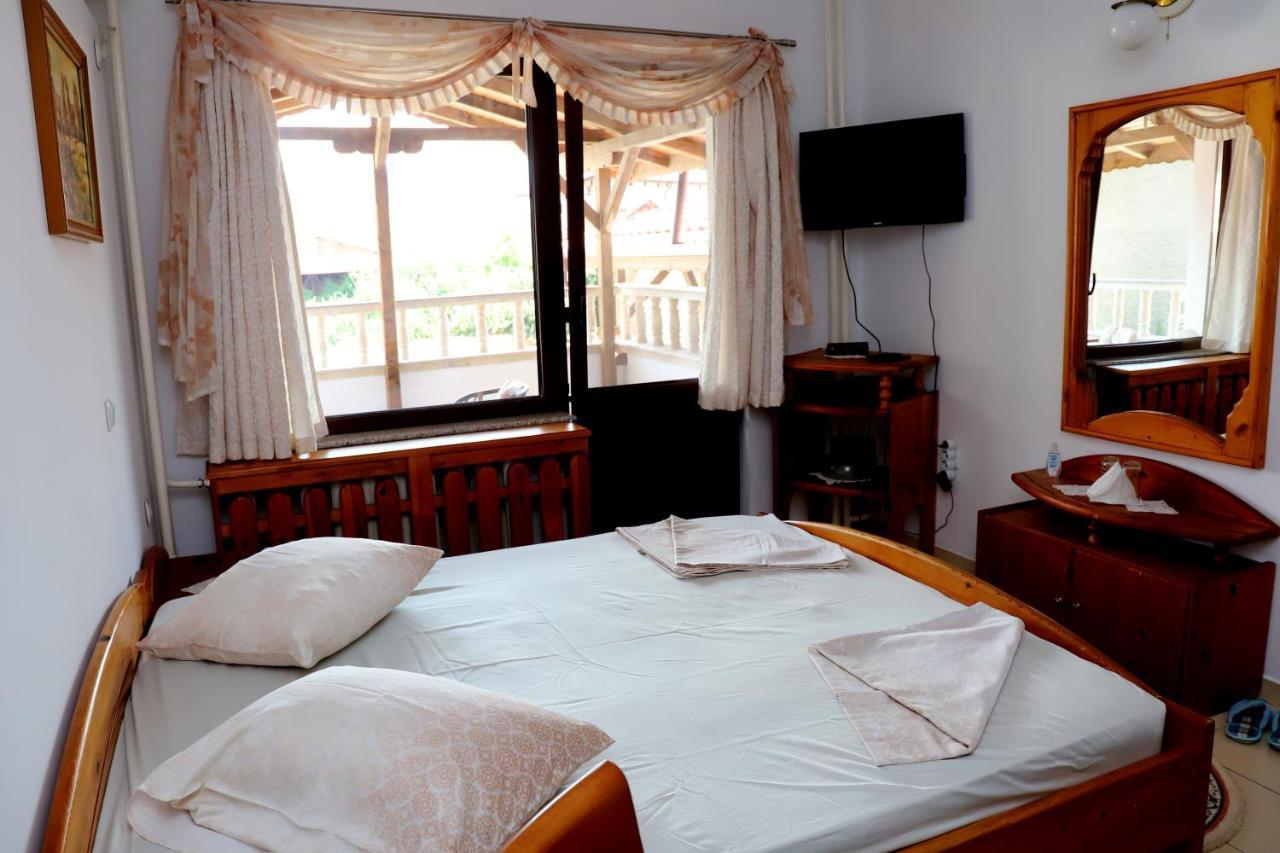 Hotel Mishel Kocherinovo Экстерьер фото