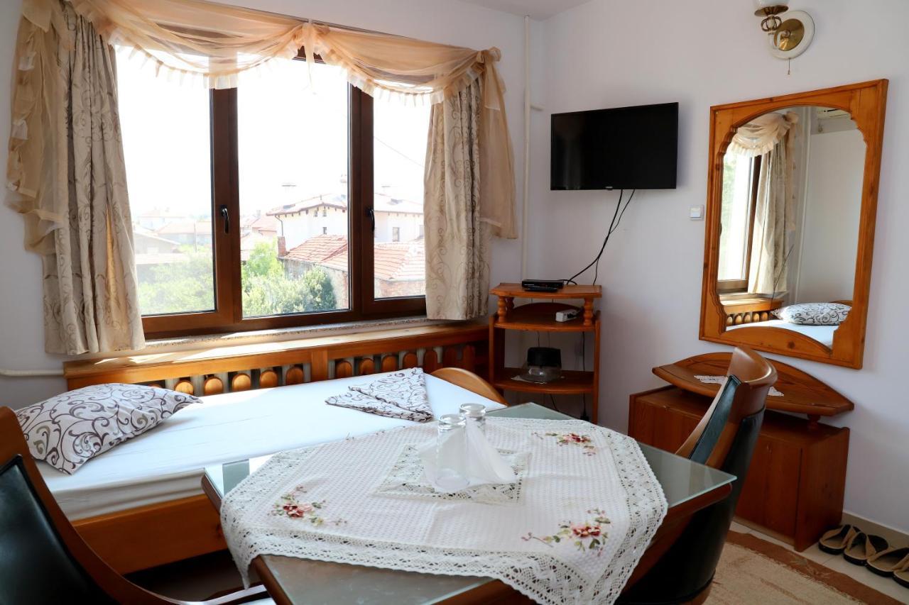 Hotel Mishel Kocherinovo Экстерьер фото